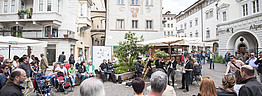 Musikalische Unterhaltung in der ganzen Stadt © EOS / Filz