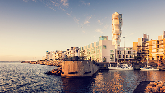 Der Westhafen und der berühmte "Turning Torso" in Malmö © Werner Nystrand