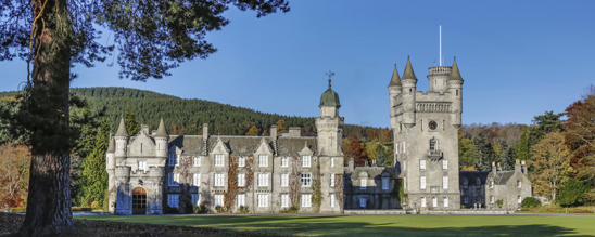 Balmoral Castle, die Sommerresidenz der Queen @VisitScotland.com