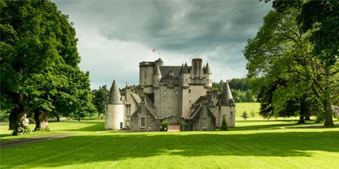 Castle Fraser, Aberdeenshire  ©VisitScotland/Kenny Lam 